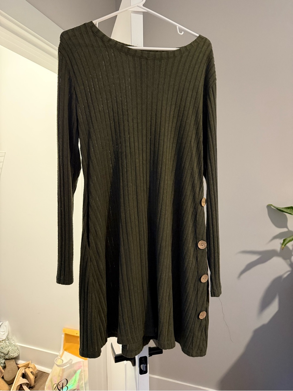 Women's Ribbed Long-Sleeve Button Accent Dress - Olive